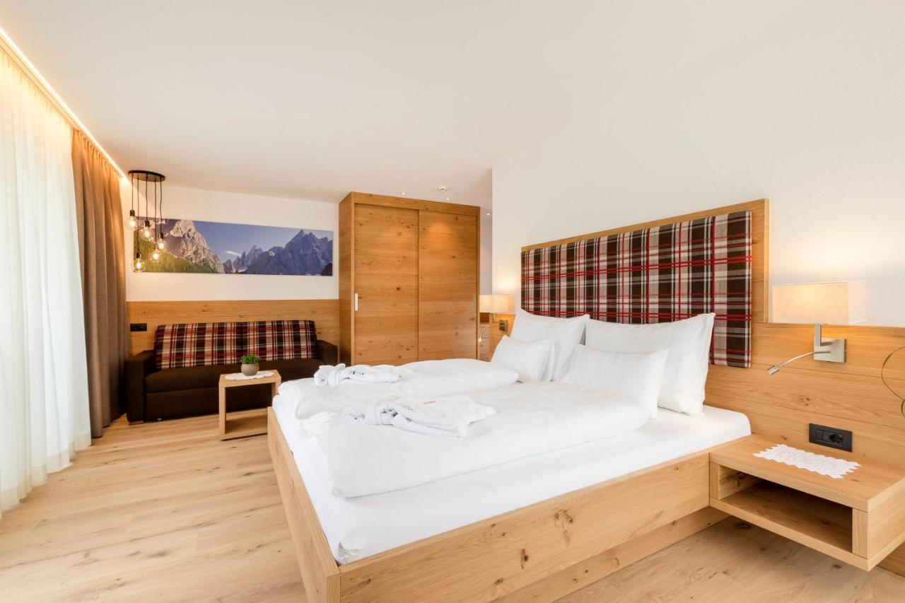 Hotel Royal Und Ferienhaus Annabel Sesto Kültér fotó